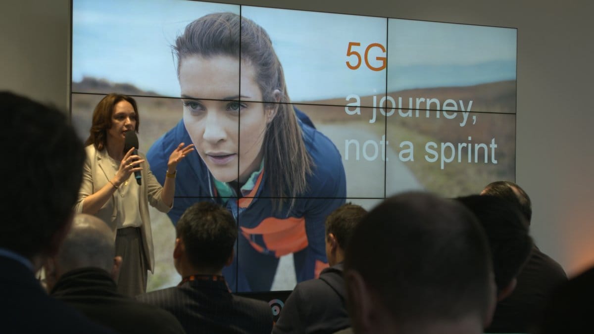 2019-lansare-5g.jpg